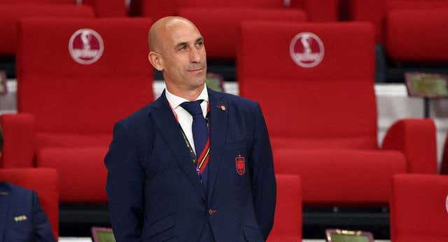 La prensa internacional condena e incluso insulta a Rubiales: ‘Un beso que hace llorar’