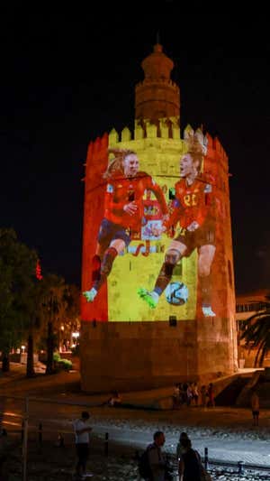 La Torre del Oro de Sevilla.  EP