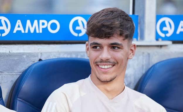 Veiga, en el banquillo el la jornada 2.  EP