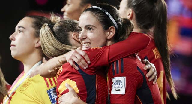 Aitana Bonmatí y Olga Carmona, nominadas a mejor jugadora del año por la UEFA