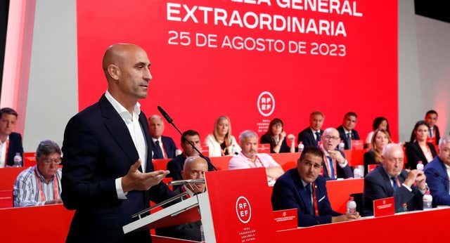 Del más duro al más tibio: todos los comunicados de los clubes sobre Rubiales