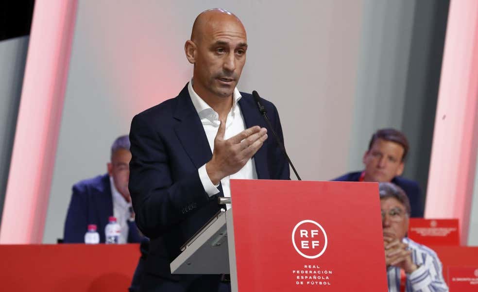 El Barça, muy tibio con Rubiales