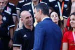 Francos anuncia que el Gobierno suspenderá a Rubiales