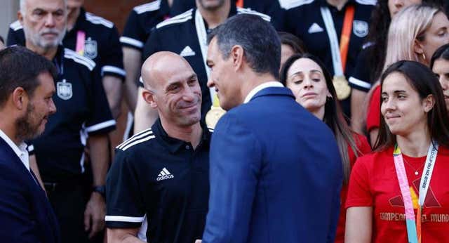 Francos anuncia que el Gobierno suspenderá a Rubiales