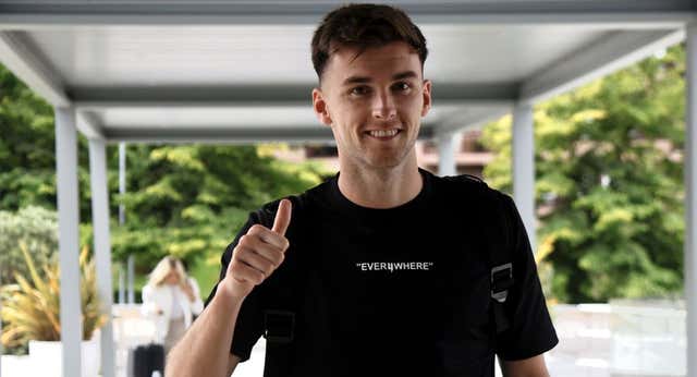 Tierney, el refuerzo que redondea una Real soñada por Olabe… que aún no carbura
