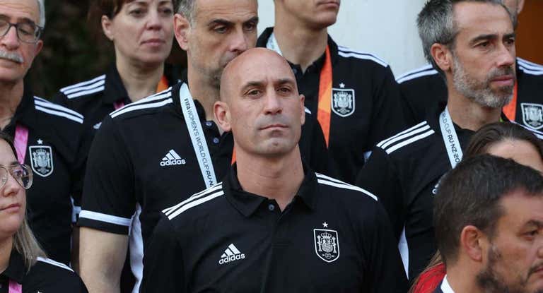 Luis Rubiales, en La Moncloa durante la recepción de Pedro Sánchez a las campeonas del mundo.
