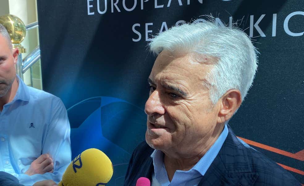 Pedro Rocha se reivindica, ratifica a De la Fuente y deja a Vilda en la cuerda floja