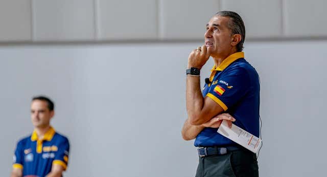 Joel Parra, entre algodones ante un rival que desconcierta a España