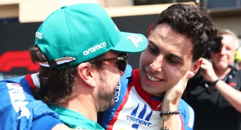 Fernando Alonso y Gabriel Bortoleto, en el fin de semana de Baréin.