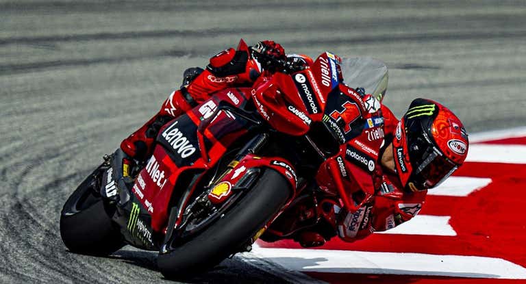 Pecco Bagnaia el viernes del Gran Premio de Cataluña.