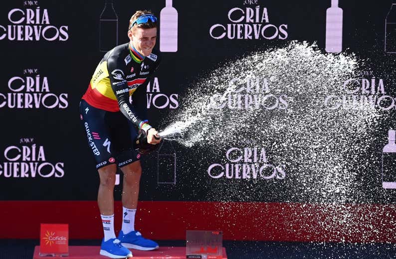 La resurrección de Remco empezó... ¡con una conversación en la ducha!