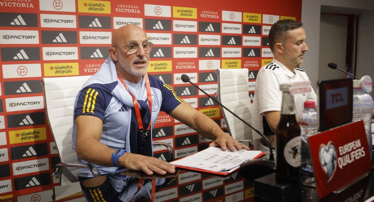 Luis de la Fuente, en la conferencia de prensa de este lunes. /REUTERS