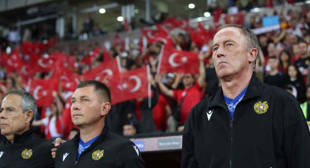 Turquía-Armenia, cuando la política y el deporte van de la mano: himno silenciado, banderas recordando un genocidio…