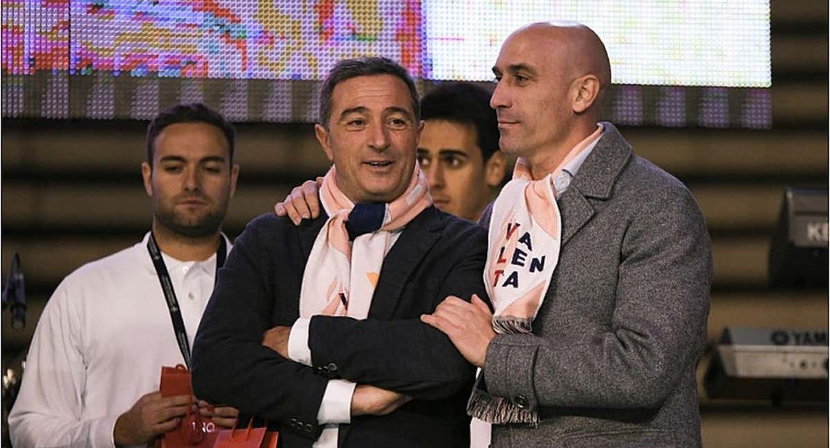 Salvador Gomar (Valenciana) y Luis Rubiales, expresidente de la RFEF.