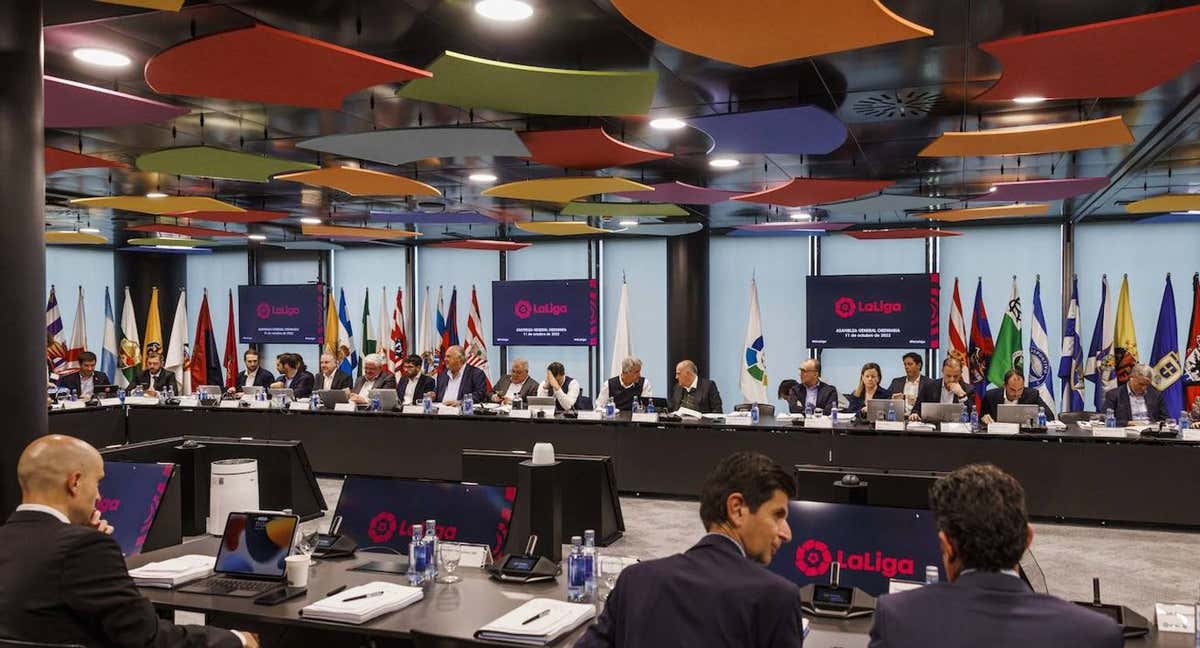 Imagen de archivo de una Asamblea de LaLiga.