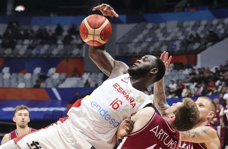 ¡Garuba, a los Warriors!