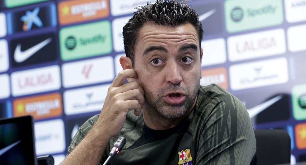 Xavi en rueda de prensa.