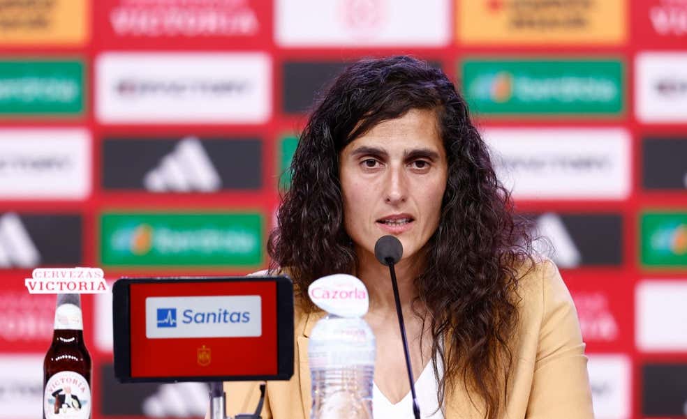 Las mentiras de Montse Tomé: no habló con todas, le dijeron que no eran convocables y a Jenni ni le preguntó