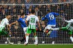 El Betis y Pellegrini se quedan helados en el Ibrox Stadium