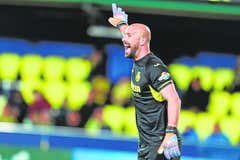 Reina ya está a la altura de Casillas en Europa