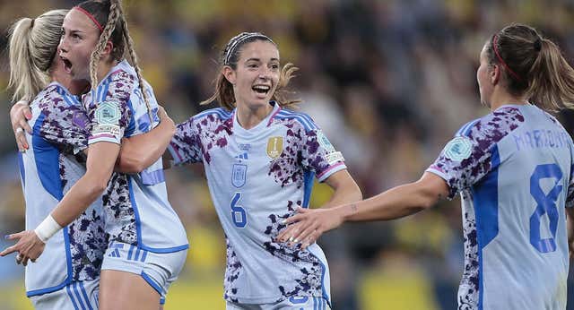 Una Selección llena de estrellas: el puñal de Athenea y Eva Navarro, el premio a Mariona, una Alexia diferente…