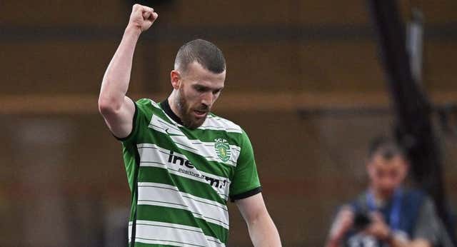 El Sporting prescinde de su goleador Cavinato por unas pastillas adelgazantes