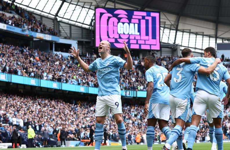 El City vuela, Rodrigo se expulsa