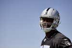 Jones, de los Raiders, dice que fue internado en un psiquiátrico en contra de su voluntad