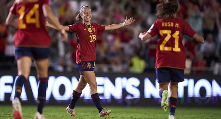 Maite Oroz celebra su gol ante Suiza.