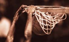 Cuál fue el primer equipo de baloncesto de España