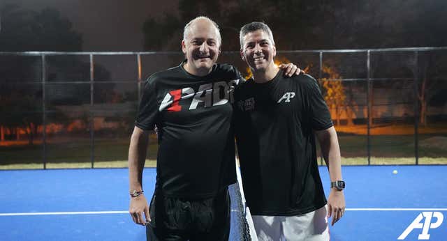 A1 Padel monta un partido en la ‘La Moncloa’ de Paraguay con el presidente del gobierno