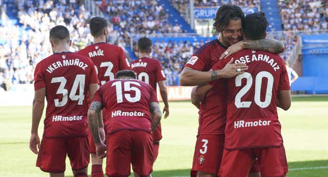Osasuna gana cuatro jornadas después y el Alavés sigue estancado