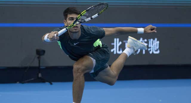 Alcaraz dilata la dramática estadística de Ruud y ya está en semis de Pekín
