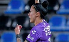 Jenni Hermoso se olvida del ruido de España y brilla con su fútbol en México