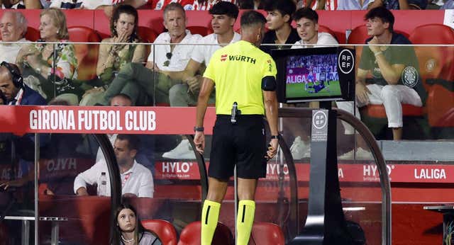 ¿Y si la RFEF difundiera los audios de los árbitros? Sudamérica ya lo hace y advierte de un problema