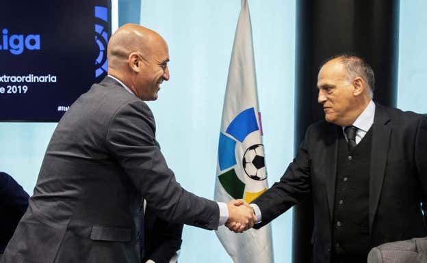 Luis Rubiales y Javier Tebas, presidentes de la RFEF y LaLiga en 2018. LaLiga
