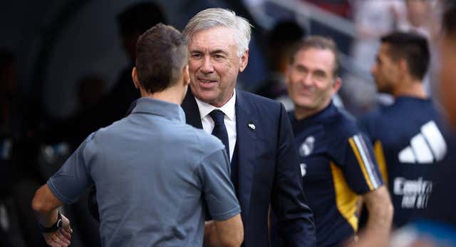 Ancelotti va victoria a victoria… también en la pizarra