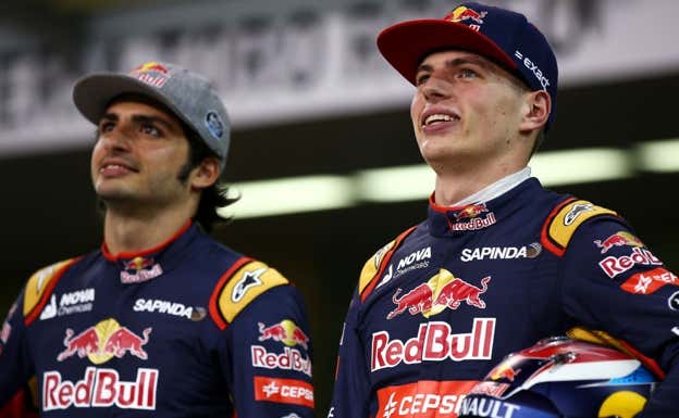 Carlos Sainz y Max Verstappen, en su año de debut en F1, en 2015.  Red Bull
