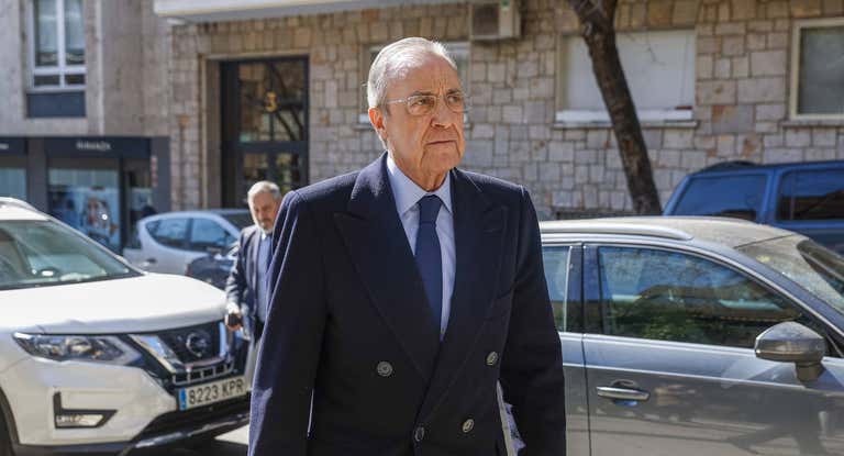 Florentino Pérez, en la calle.