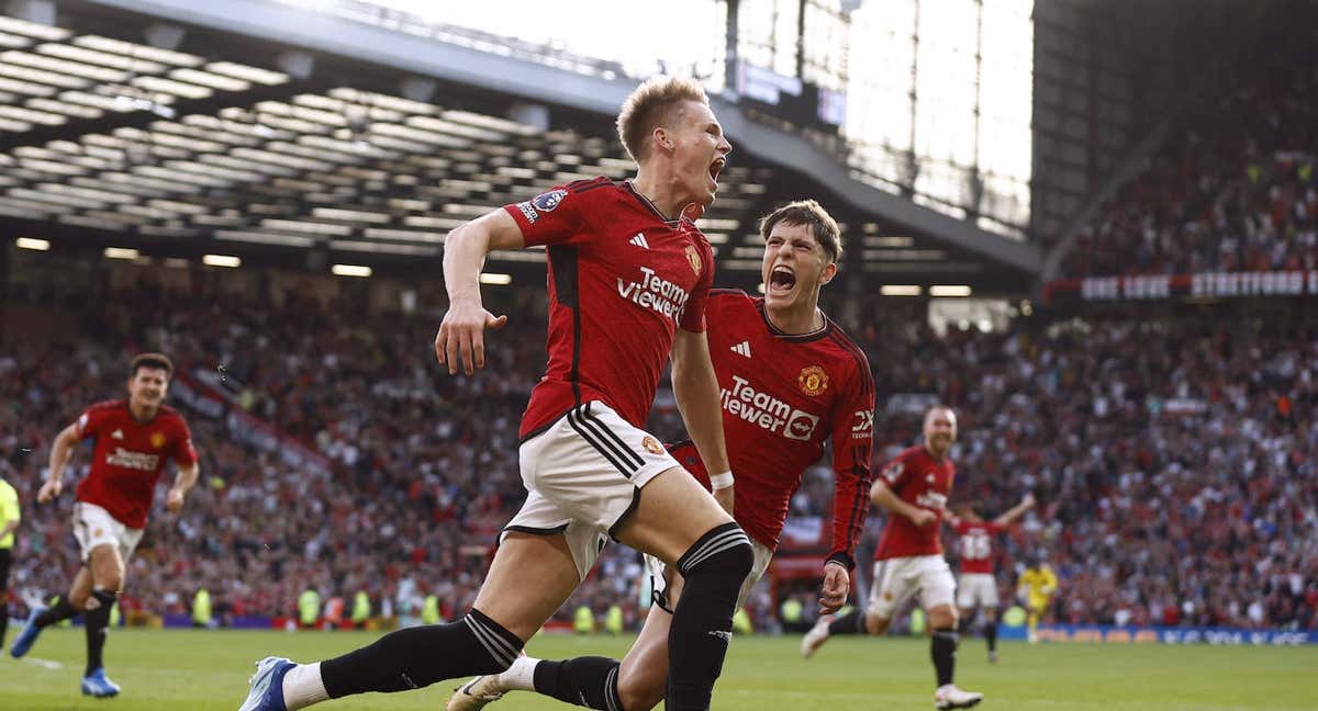 McTominay celebra su segundo gol en el descuento./REUTERS