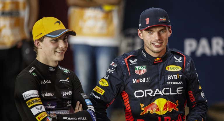 Oscar Piastri y Max Verstappen, en el GP de Catar 2023 de F1.