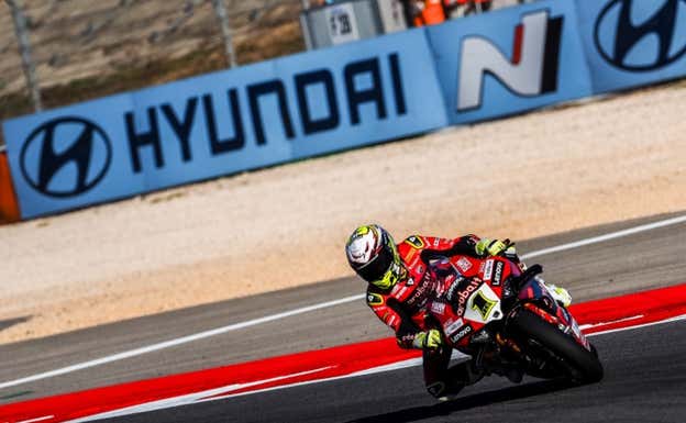 Álvaro Bautista, durante el evento en Portimao del WorldSBK 2023.  WordlSBK