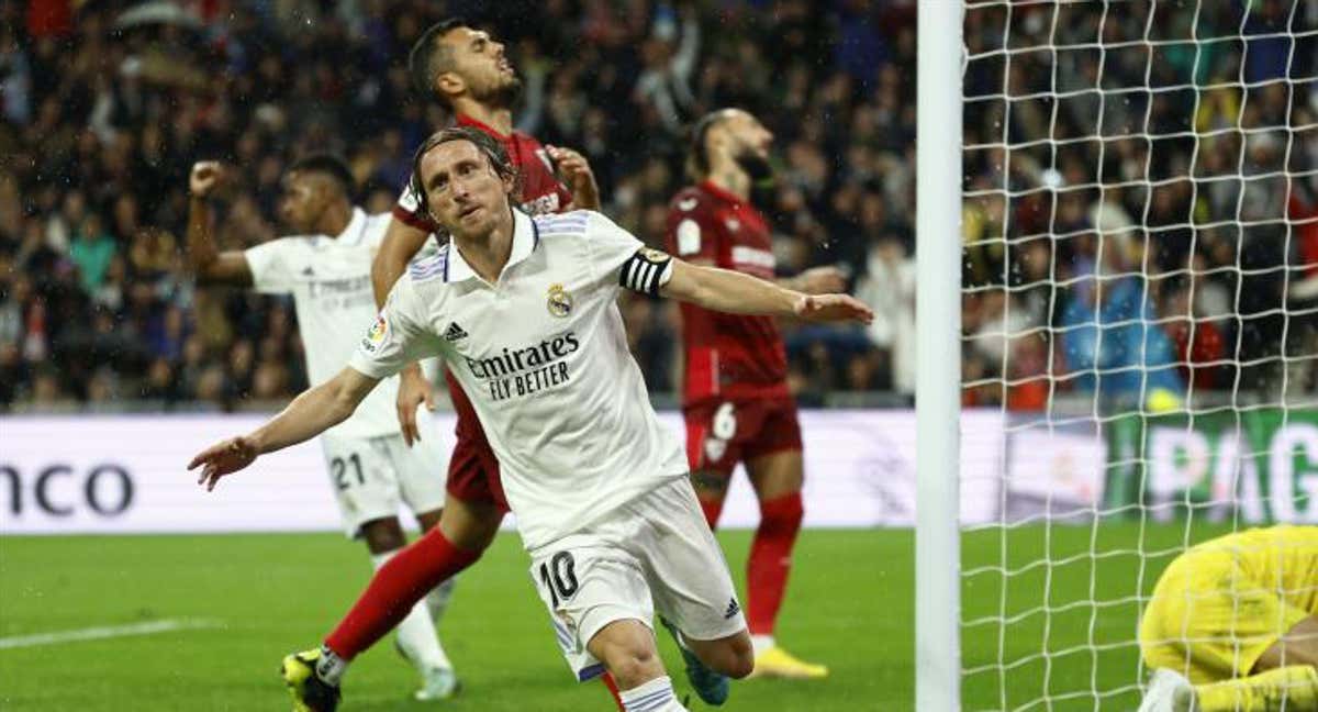 Luka Modric, durante un Real Madrid - Sevilla./EFE / Rodrigo Jiménez