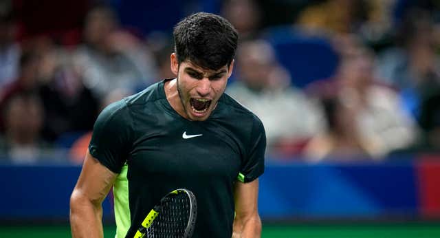 Alcaraz no puede con Dimitrov y se complica ser número 1 a final de año