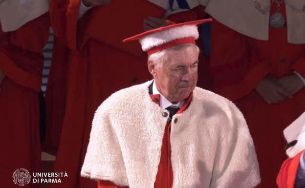 Ancelotti, en el acto en Parma.  Captura del streaming de la Universidad de Parma.