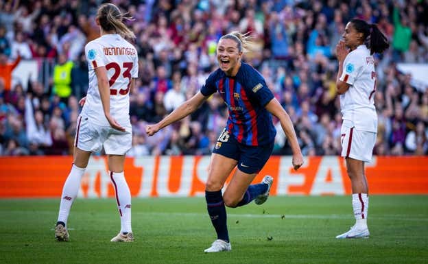 Rolfo celebra un gol en Champions.  FCB