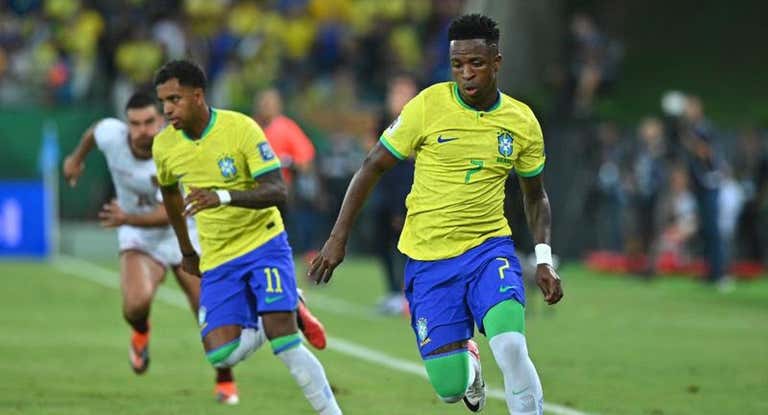 Vinicius y Rodrygo, titulares en Brasil, en un momento del partido ante Venezuela.