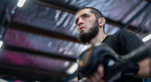 Islam Makhachev: el heredero de Khabib se juega su legado en una revancha inesperada