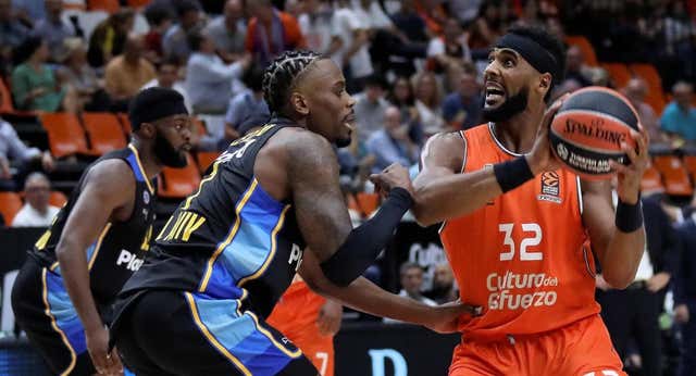 Valencia Basket alarga su brillante inicio y continúa invicto en Europa