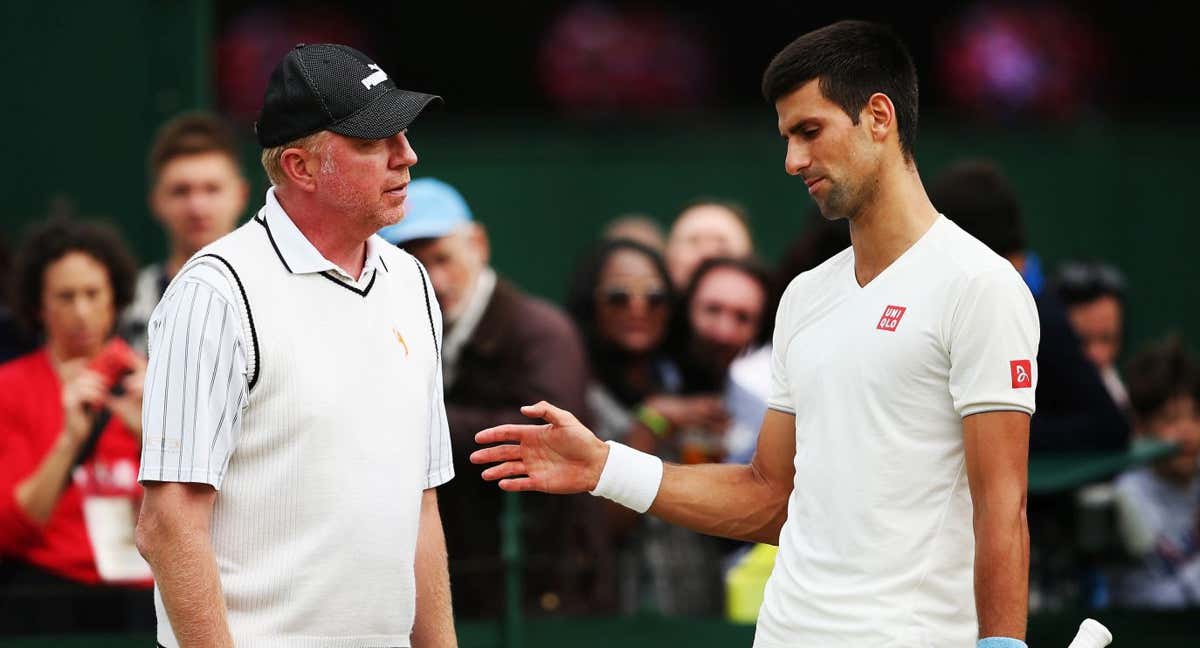 Boris Becker junto a Novak Djokovic, en Wimbledon./GETTY